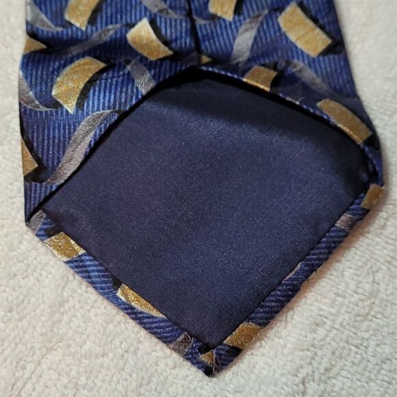 Strafford Executive blue and gold silk neck tie - Picture 4 of 5